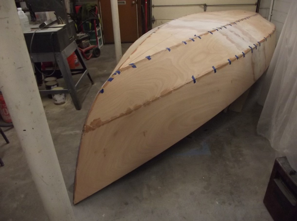 Изготовление корпусов фанерных лодок по технологии «Stitch and Glue»